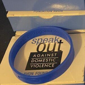 Avon Domestic Violence Bracelet NWT